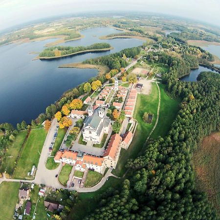 Pokamedulski Klasztor W Wigrach Wigry Exteriör bild