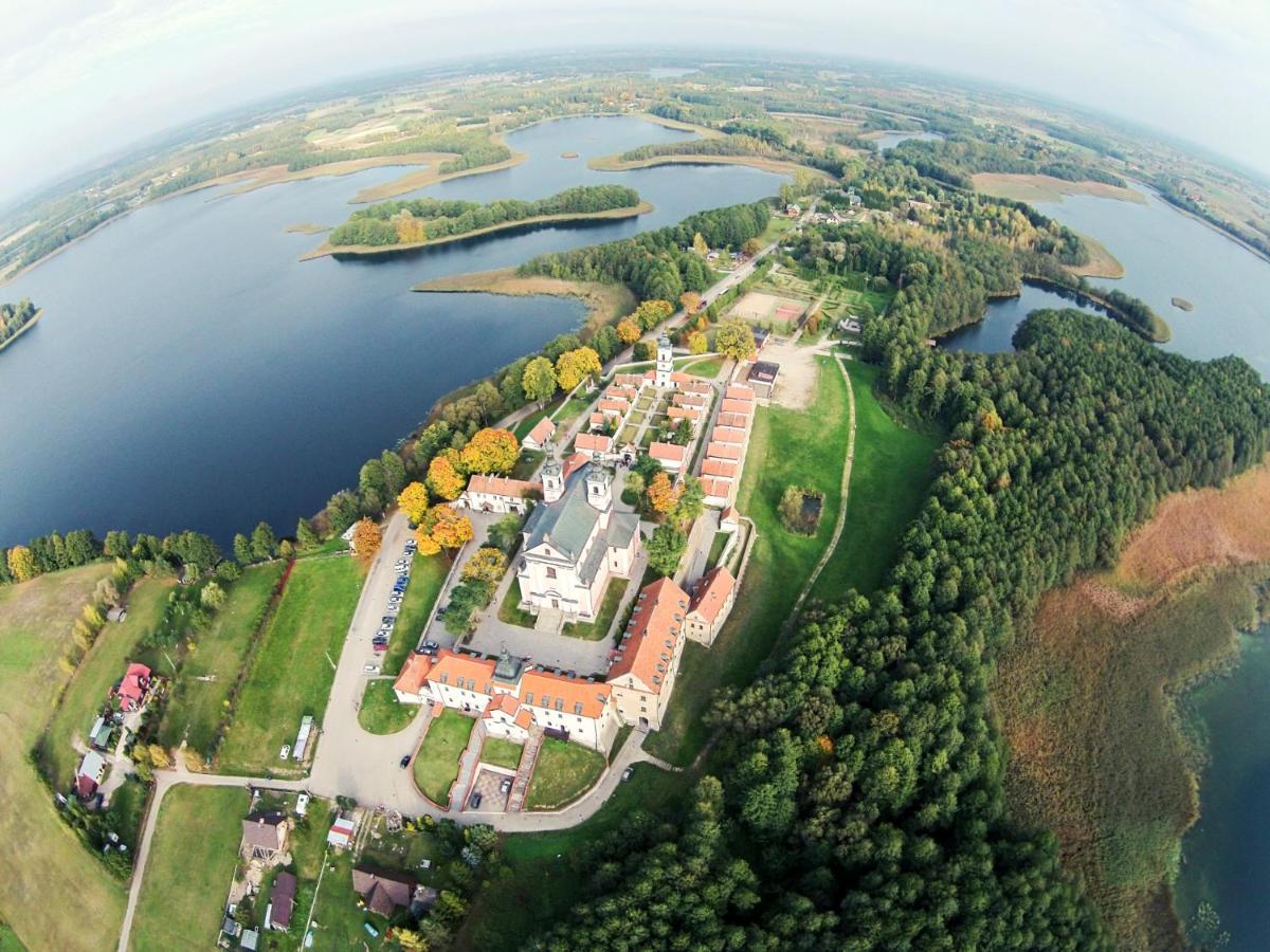 Pokamedulski Klasztor W Wigrach Wigry Exteriör bild