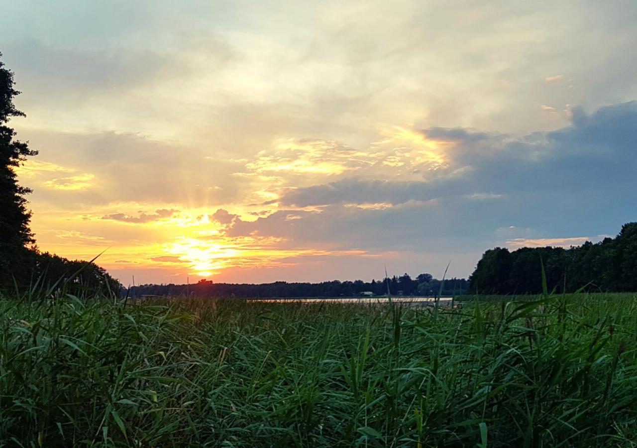 Pokamedulski Klasztor W Wigrach Wigry Exteriör bild